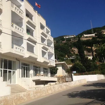 Con Vista Mare Apartment *