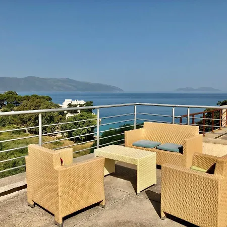 Con Vista Mare Avlonya